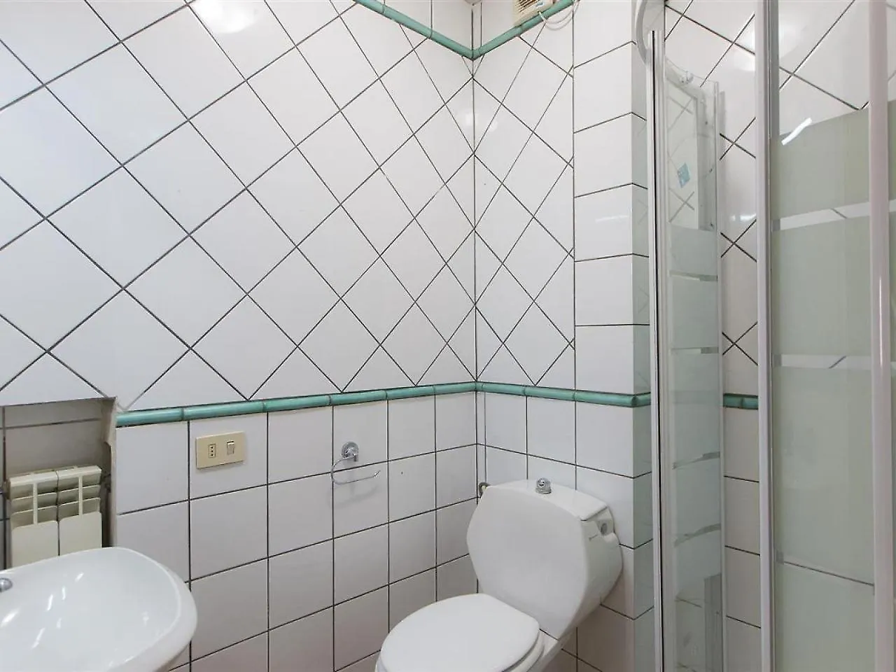 Rental In Rome Rosselli Palace Deluxe 3 Apartment Florenz