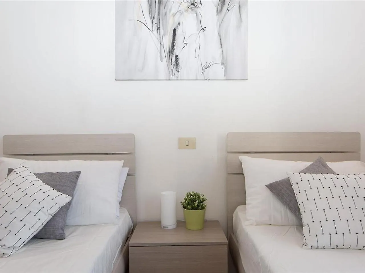 Rental In Rome Rosselli Palace Deluxe 3 Apartment Florenz