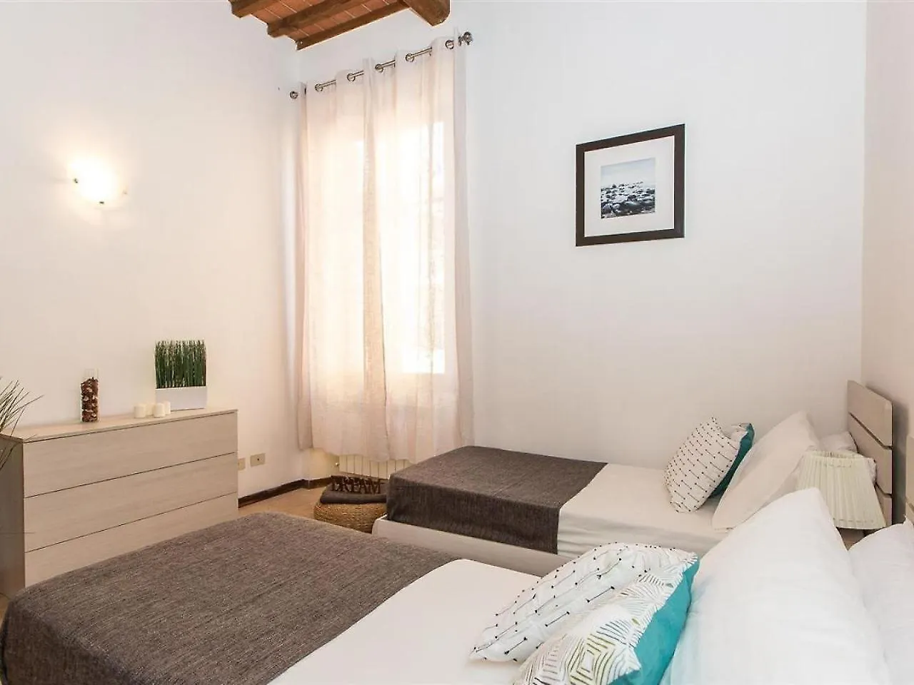 Rental In Rome Rosselli Palace Deluxe 3 Apartment Florenz