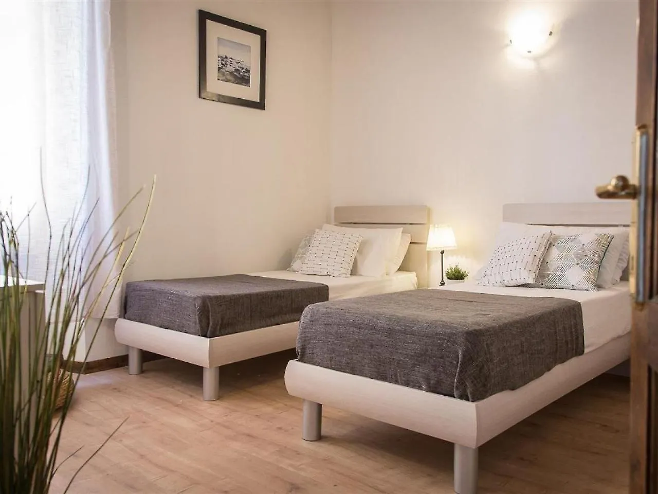 Rental In Rome Rosselli Palace Deluxe 3 Apartment Florenz Italien