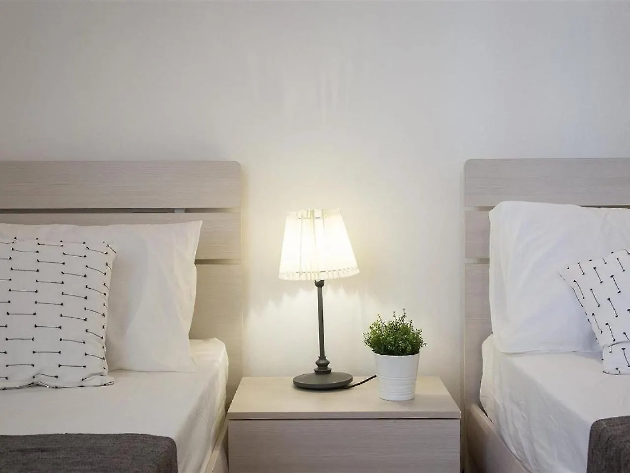 Rental In Rome Rosselli Palace Deluxe 3 Apartment Florenz